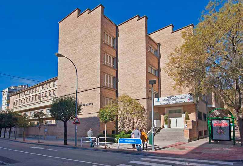 Residencia Universitaria Riquelme, Pamplona